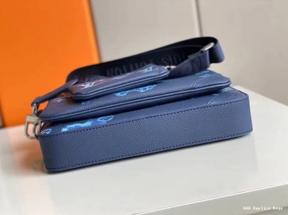 Aaa replica ru LOUIS MESSENGER VUITTON TRIO 0730